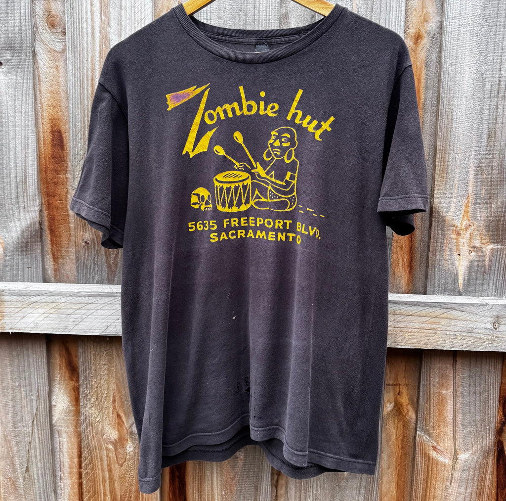 Zombie Hut shirt (venue)