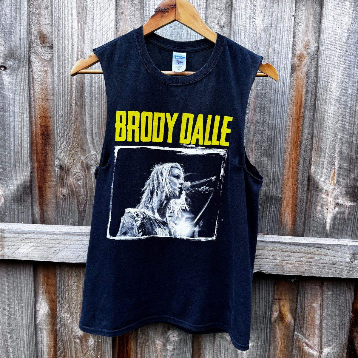 Brody Dalle sleeveless (cut off mod)