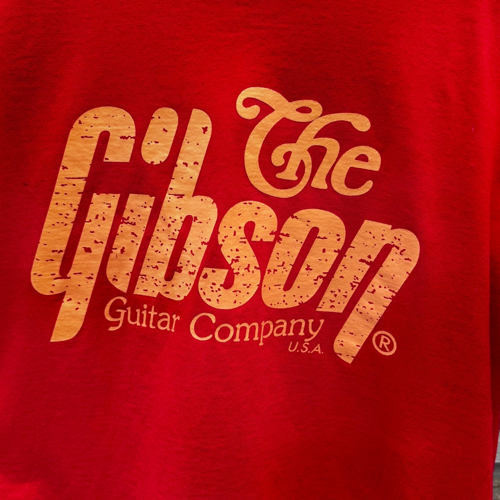 Gibson Guitar Co shirt (red)