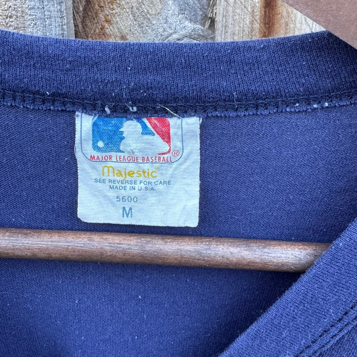 Atlanta Braves Majestic 90s MLB tee