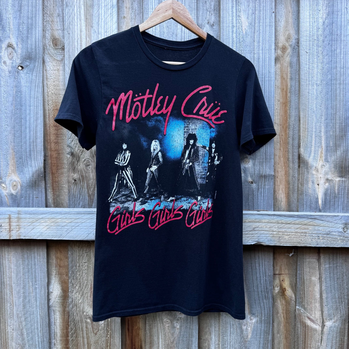 Motley Crue shirt