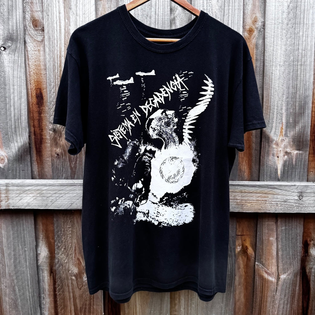 Sistema en Decadencia shirt