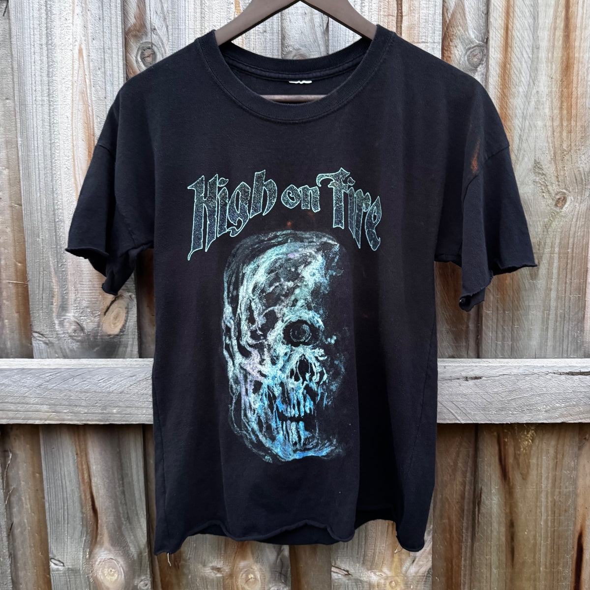 High On Fire cropped shirt