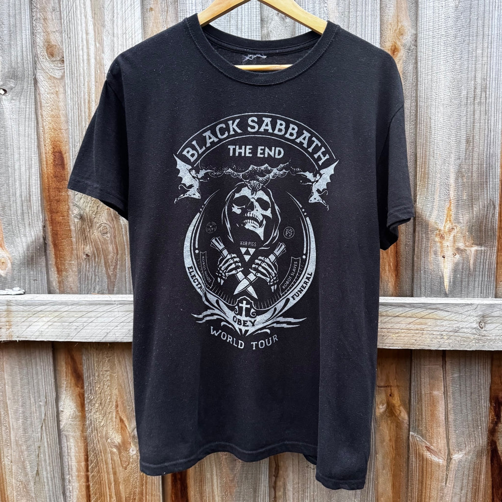Black Sabbath shirt