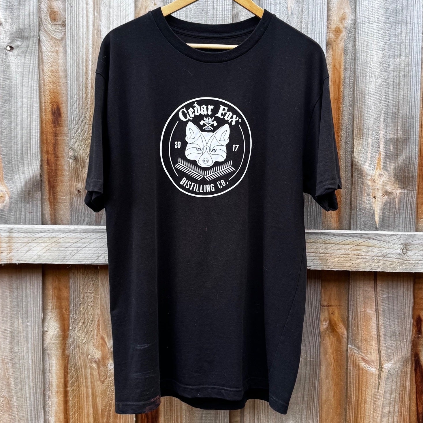 Cedar Fox Gin shirt (distillery)