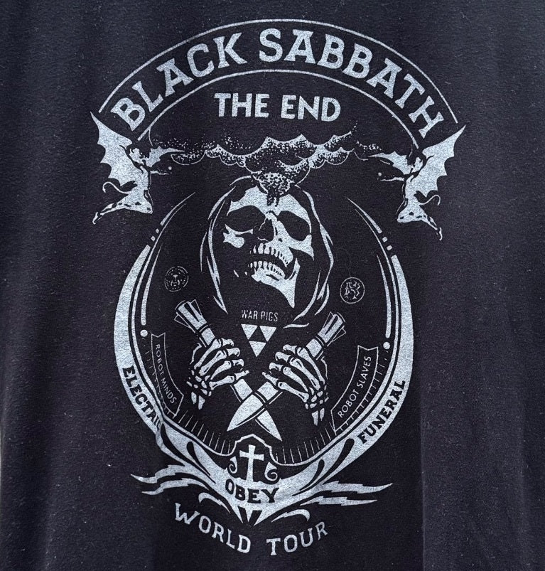 Black Sabbath shirt