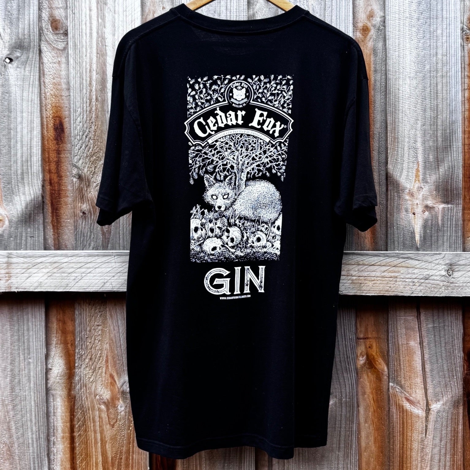 Cedar Fox Gin shirt (distillery)